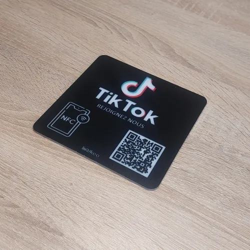 Plaques Réseaux Sociaux NFC & QR Code