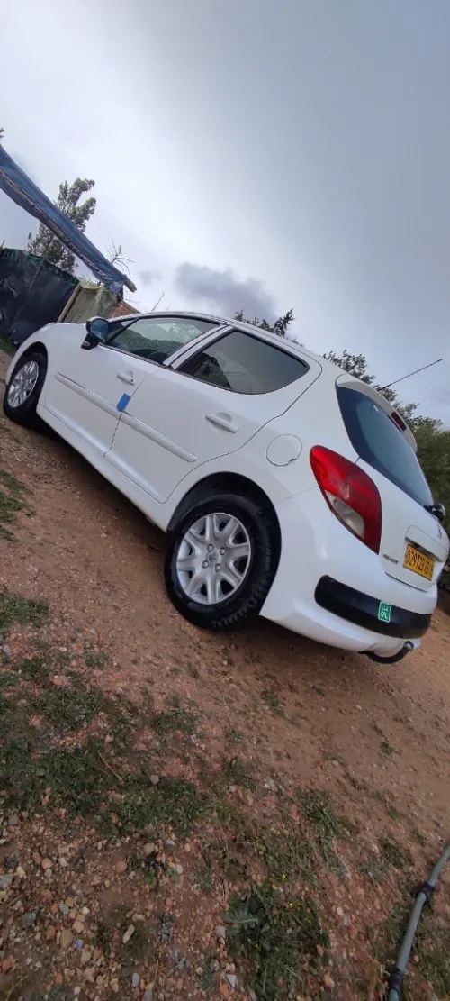 Peugeot 207 plus 2013 207 plus