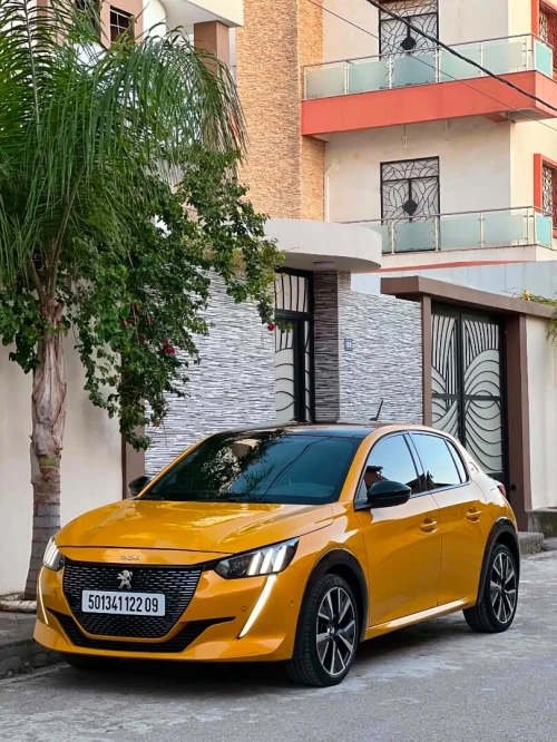 Peugeot 208 2022 GT