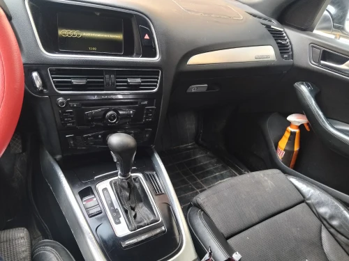 Audi Q5 2011 S Line Pack Tech