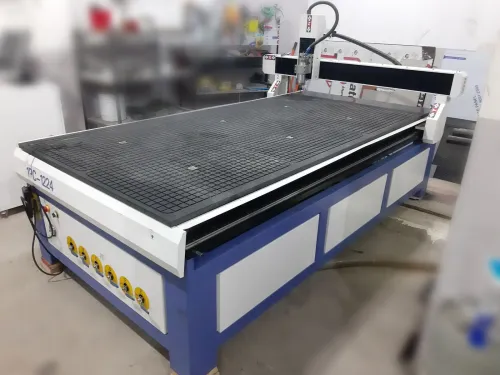 CNC ROUTER