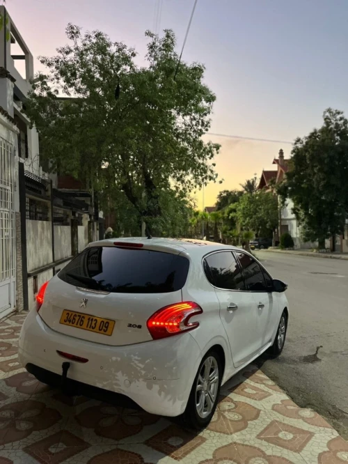 Peugeot 208 2013 Allure