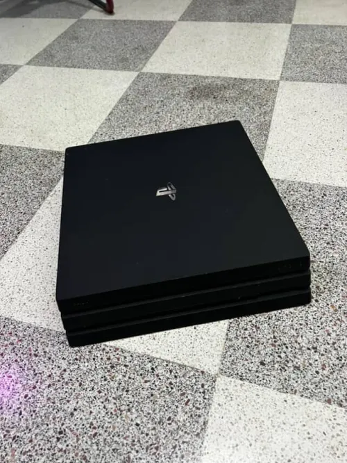 Ps4 Pro 1To