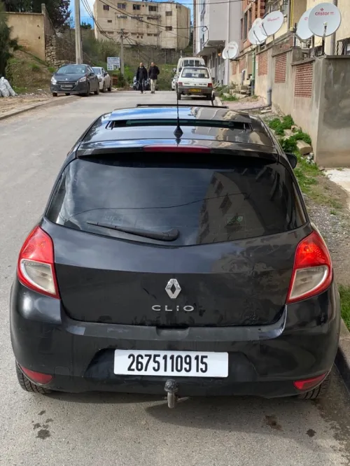 Renault Clio 3 2009 Night and day
