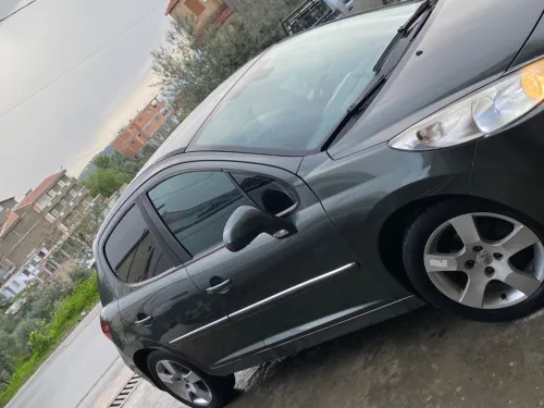 Peugeot 207 2010 