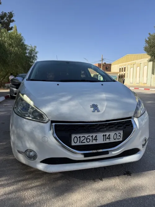 Peugeot 208 2014 Allure