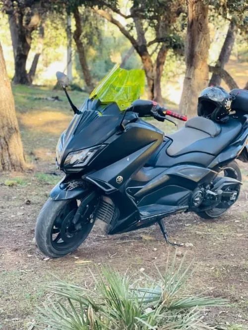 Yamaha Tmax 2014