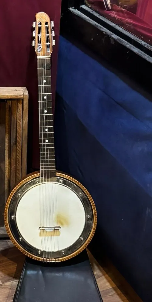 Banjo Mohamed Lekam Professionnel 