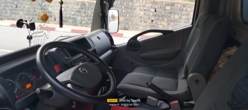 Nissan Cabstar 2016 