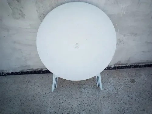 طاولة