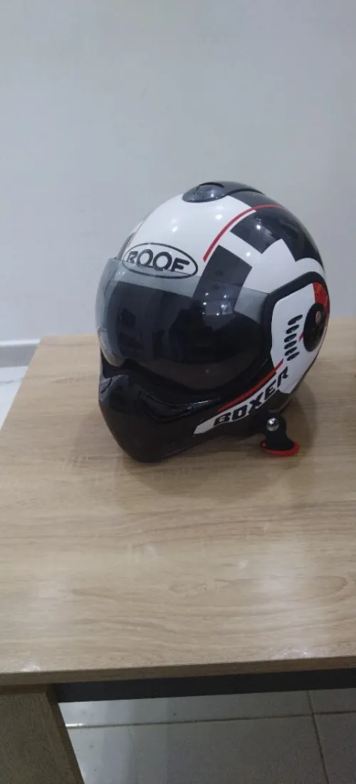 Casque roof