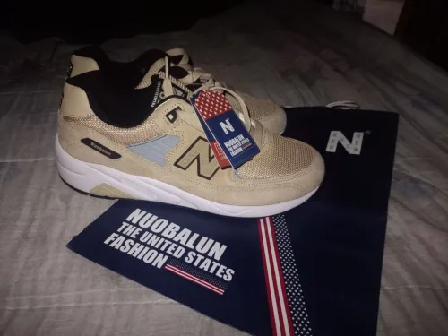 Basquette new balance neuve a vente