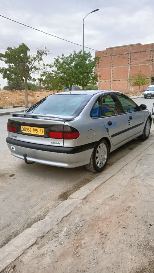 Renault Laguna 1 1995 Laguna 1