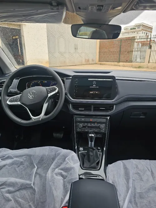 Volkswagen Tharu  2026 Xr