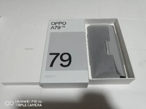 Oppo A79 128 GB 5g