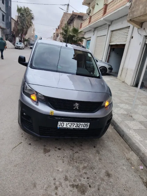 Peugeot Partner 2021 K9