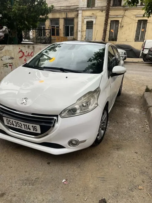 Peugeot 208 2014 Allure