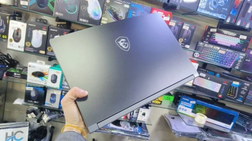 MSI 15 B13