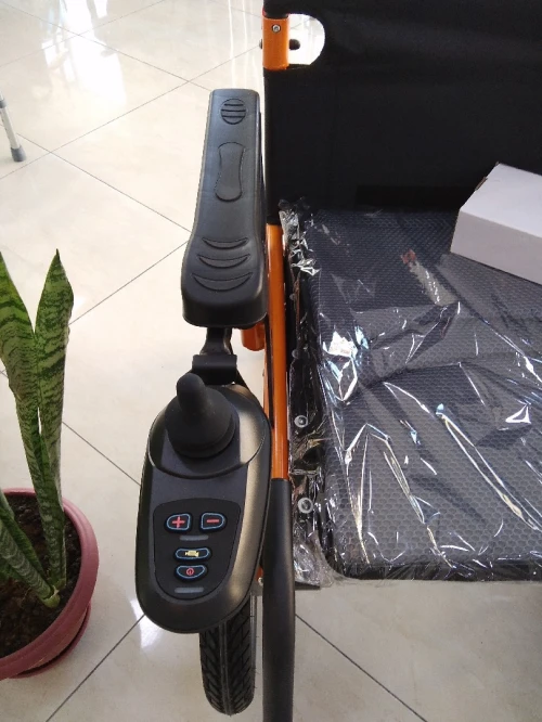 Fauteuil Roulant Electrique Pliable Léger كرسي متحرك كهربائي