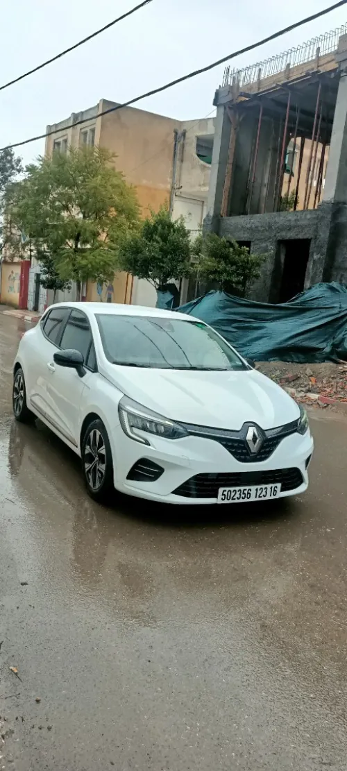 Renault Clio 5  2023 Evolution