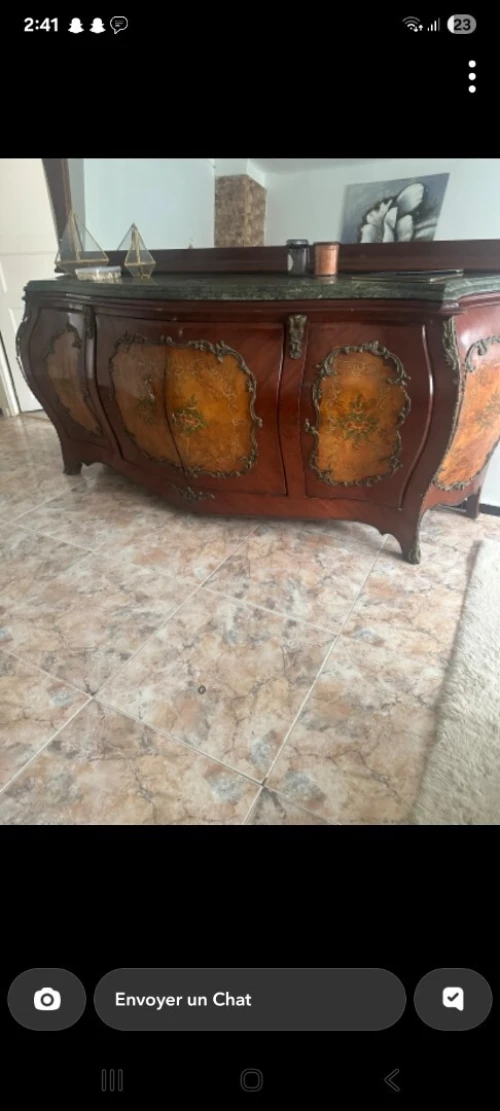 Je mets en vente un bahut en bonne état