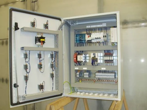 Installations électriques et maintenance Électrique Et Cablage Armoire Électrique