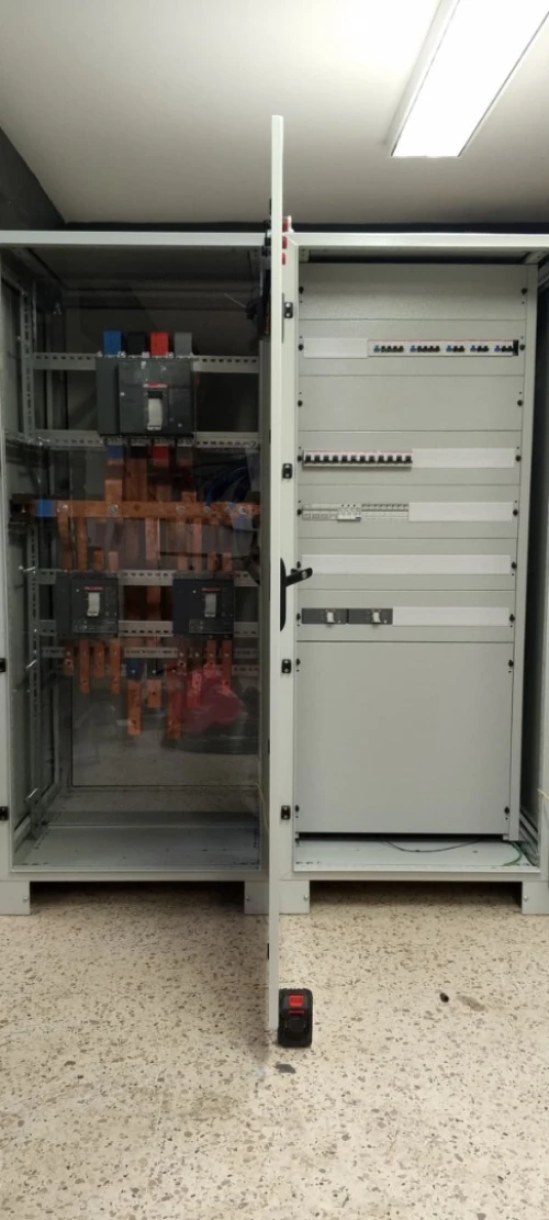 Installations électriques et maintenance Électrique Et Cablage Armoire Électrique