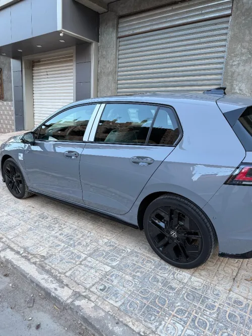 Volkswagen Golf 8 2025 R-Line