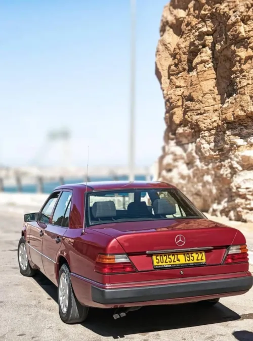 Mercedes 300 D 1995 6 silenne