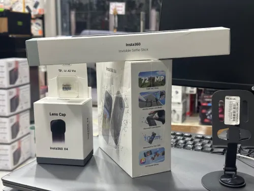INSTA 360 X4 