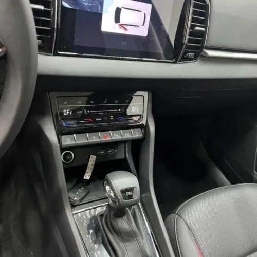 Skoda Karoq 2025 Luxury Toute option noire