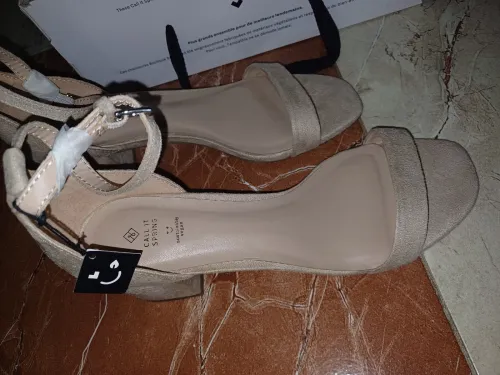 Vente sandales de marque Aldo originale, pointure 38