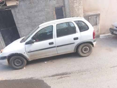 Opel Corsa 1998 B