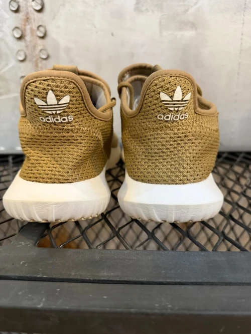 Adidas tubular shadow original  Etat comme neuf  Pointure 43 1/3 (27,5 cm)