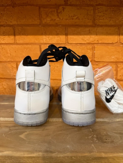 Nike Dunk High Chrome Metallic Sliver original caba  Pointure 40 (25,5 cm)