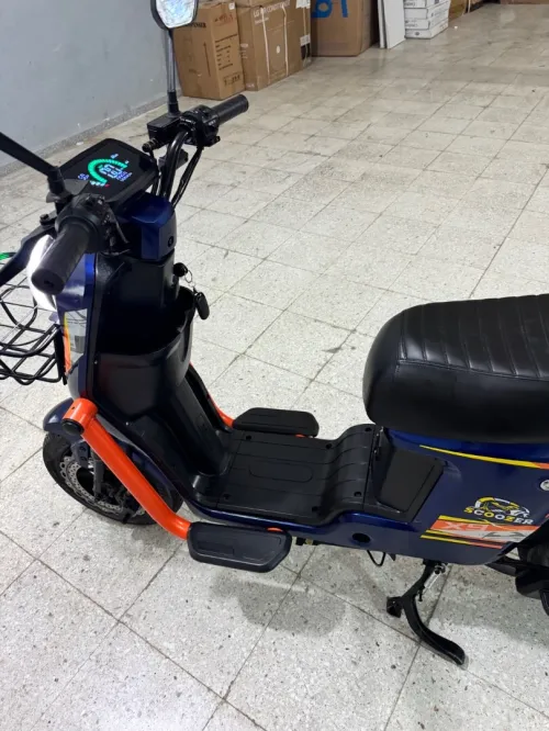 Scoozer Moto électrique scoozer x9 