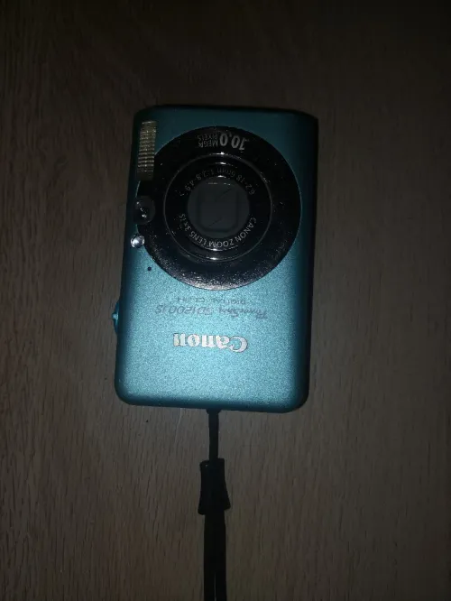 Canon PowerShot SD1200 IS
