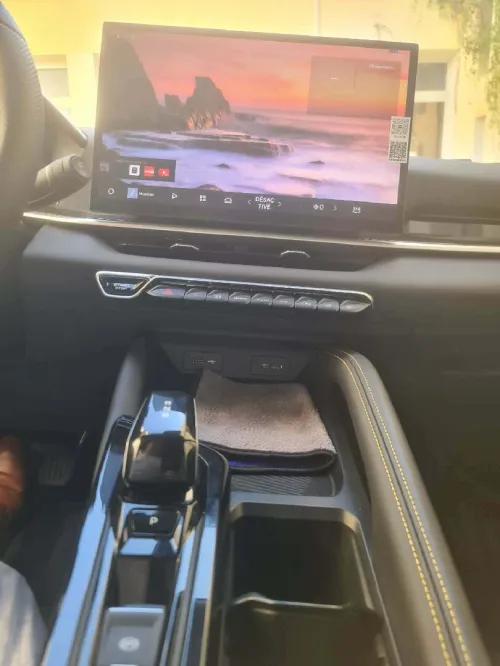 Geely Coolray 2026 