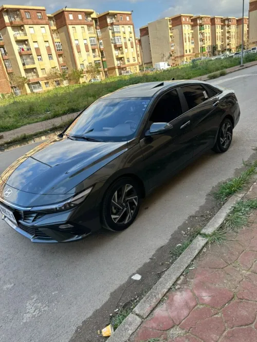 Hyundai Elantra 2025 full option