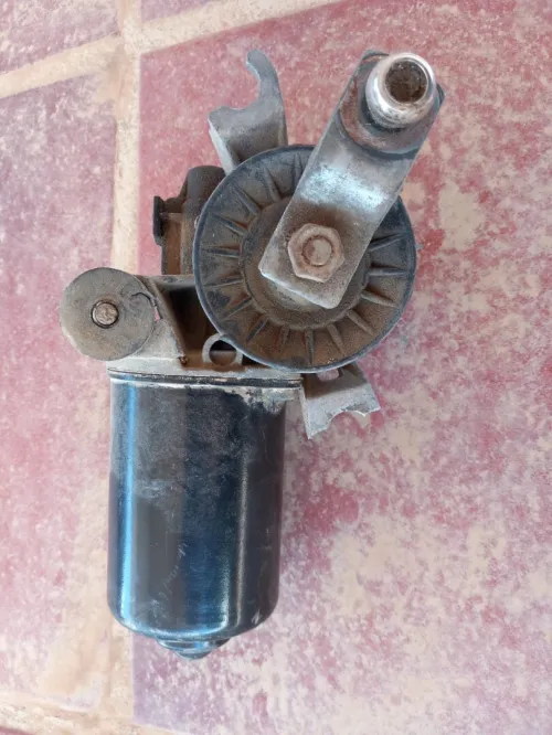 Armature accent rb .+moteur essuie glasse gls.+colonne de direction gls+starter gls