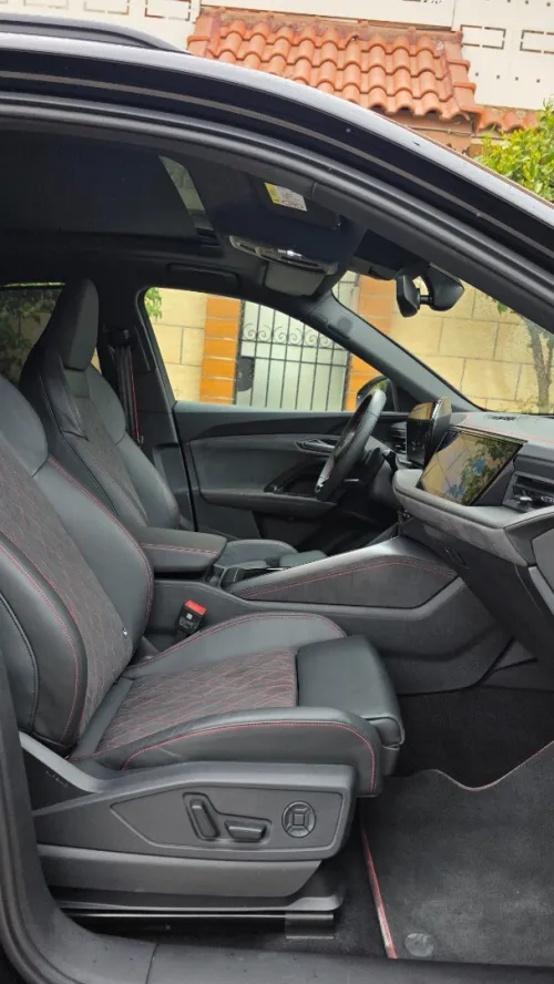 Audi Q5 2025 Sline