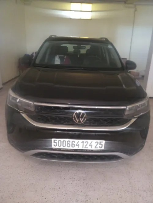 Volkswagen Taos 2024 S black