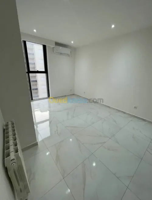 Location Appartement F4 Alger Cheraga