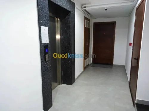 Vente Appartement F5 Alger Cheraga