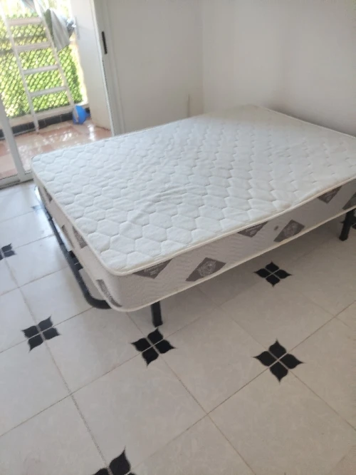 Lit et matelas 