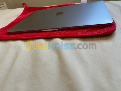 MacBook Pro 2020 touche bar