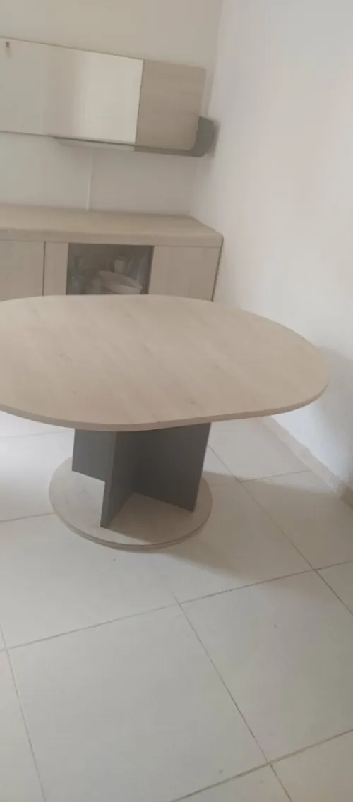Table à manger avec bahut, miroir, tables et 6 chaises (les chaises en bois hêtre)