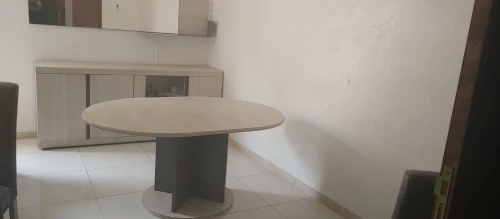 Table à manger avec bahut et miroir