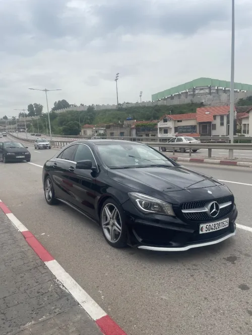 Mercedes CLA 2015 Coupé Exclusif + AMG 
