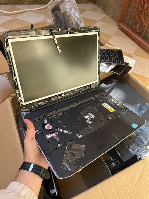 VENTE CARTE MÈRES LAPTOP LOTS & DÉTAIL
